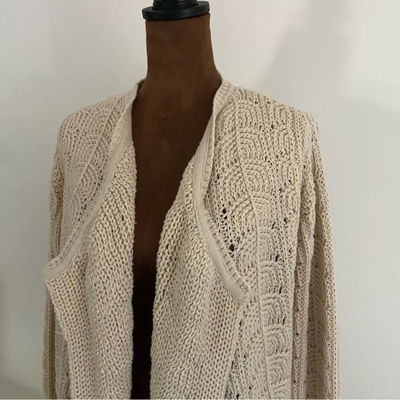Chaser Crochet Cardigan - Picture 5 of 7